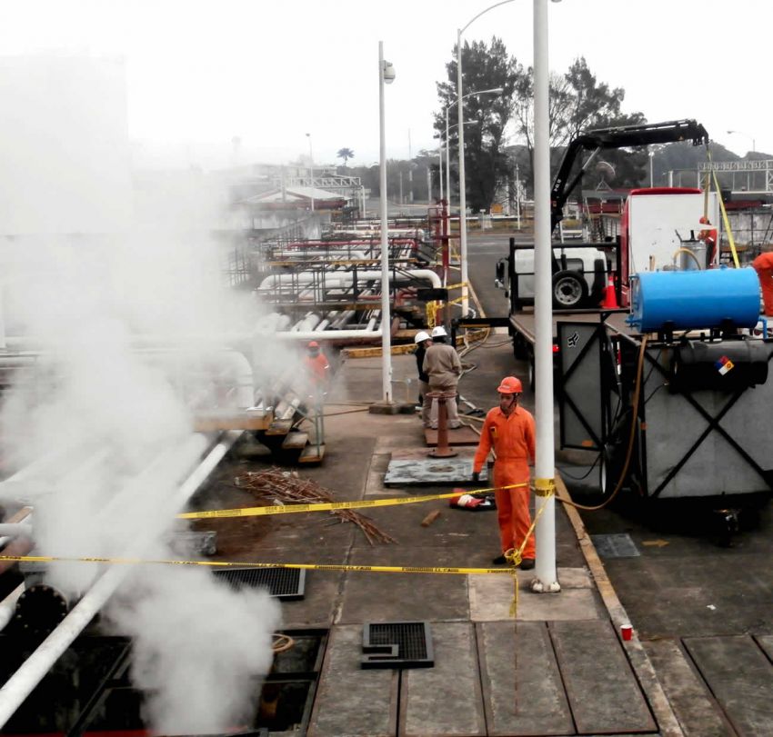 Vaporizado y limpieza de auto tanques